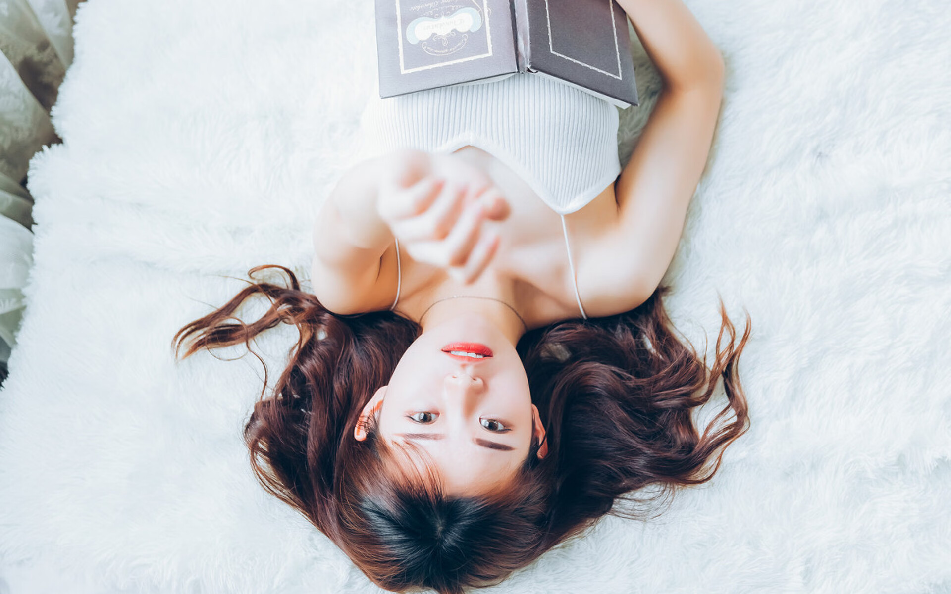 乐鱼（LEYU）体育-前场围抢成功助力闪电破门，前场抢断