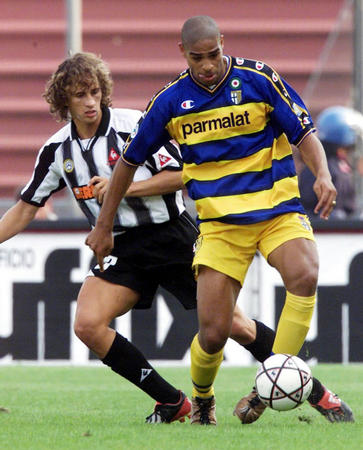 关于意甲的社会责任，如何推动地区体育事业？的信息