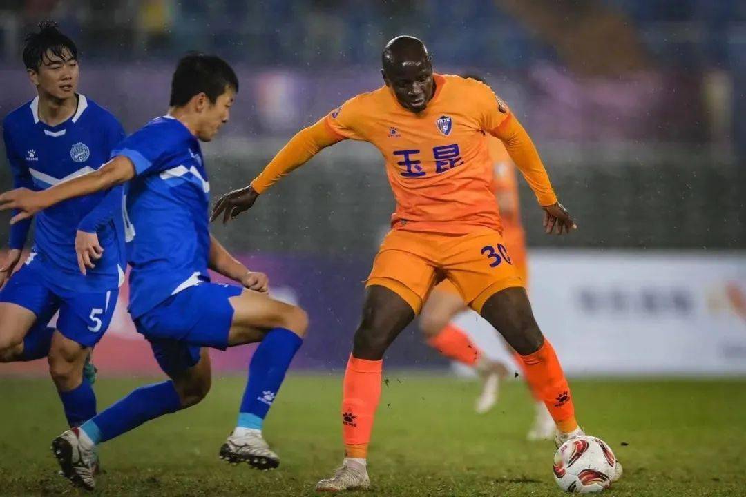 中甲球队的基层发展，如何提升本土足球实力？