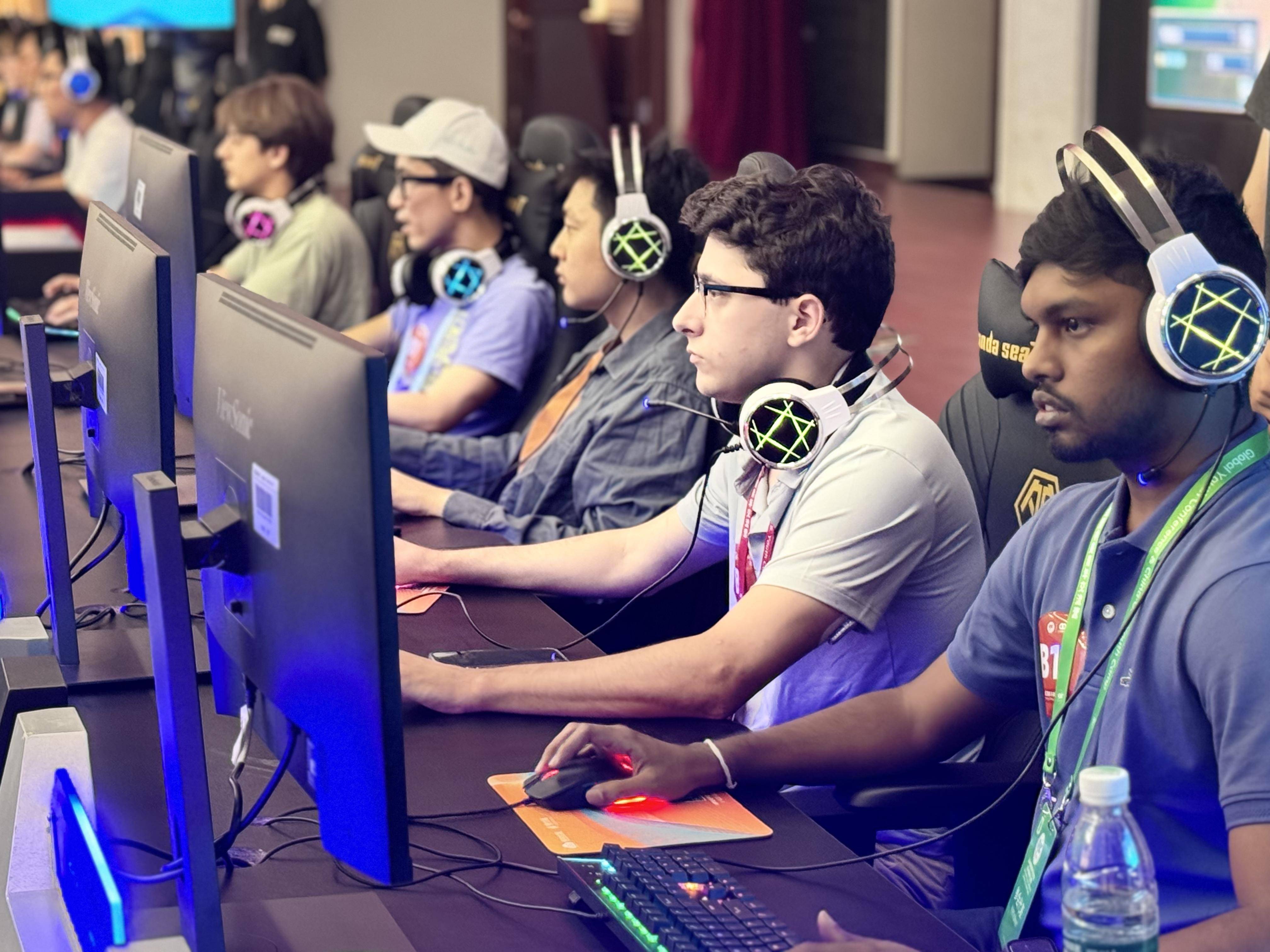 电竞解说员的魅力，如何提升赛事的专业性！