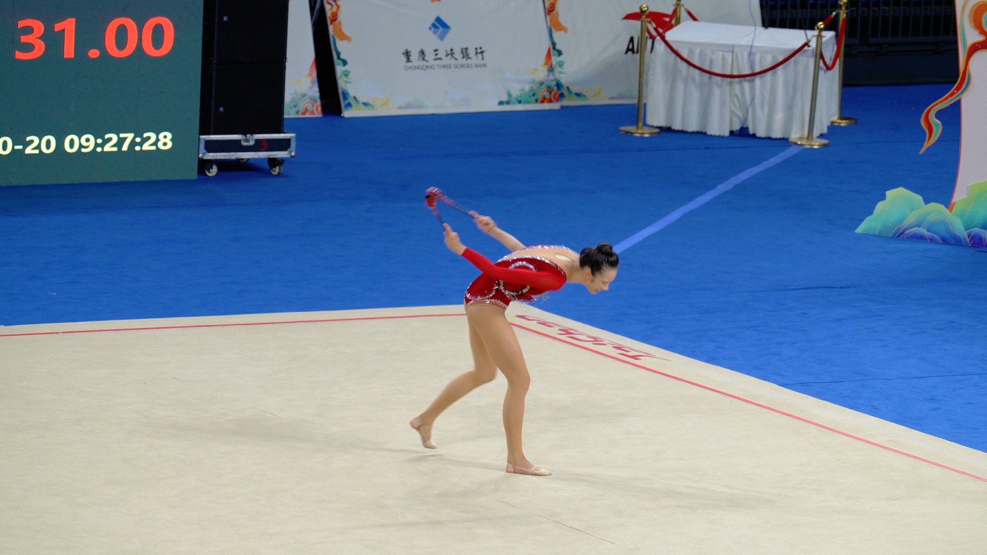 体操锦标赛：超越自我的精神与追求。的简单介绍