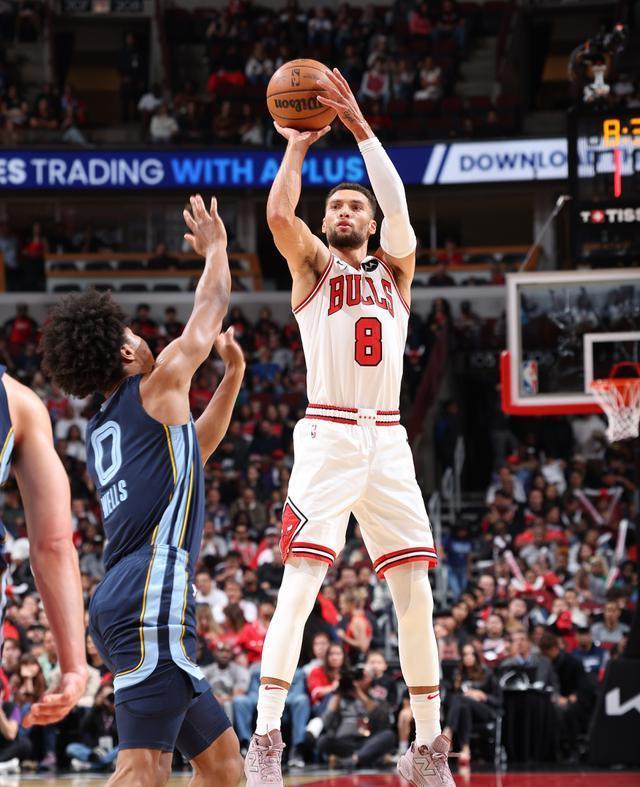 关于灰熊队的崛起：强调团队篮球的力量。的信息