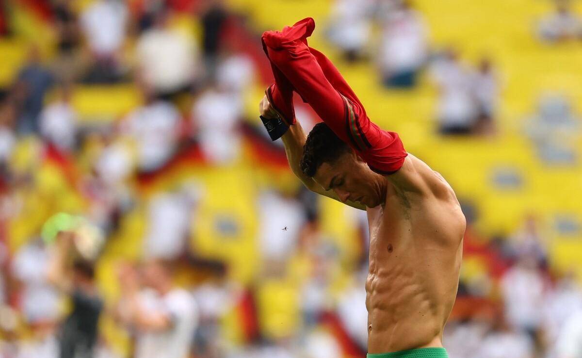 Leyu Sports (乐鱼体育)-球员职业生涯的转折点，成功背后的艰辛故事。的简单介绍