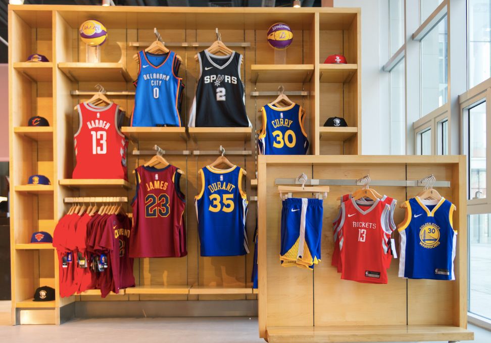 关于NBA球队的多元化经营，如何实现品牌价值的提升。的信息